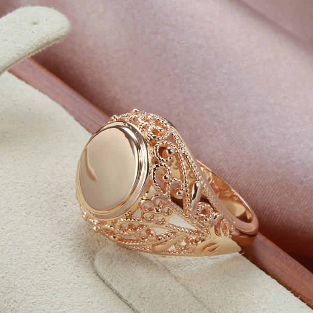 Fashion hollow rose gold ring