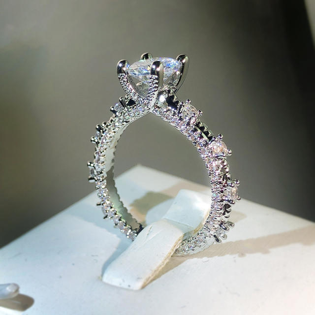Fashion single gem diamond ring