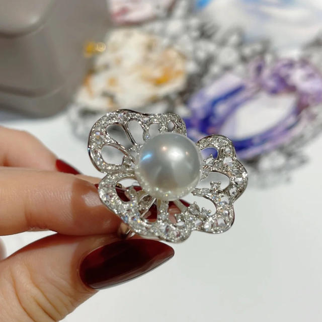 Luxury pearl hollow flower women rings