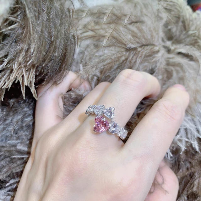 Pink color heart cubic zircon luxury women rings