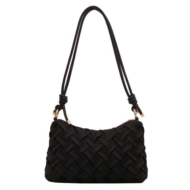 2022 Solid color braided shoulder bag