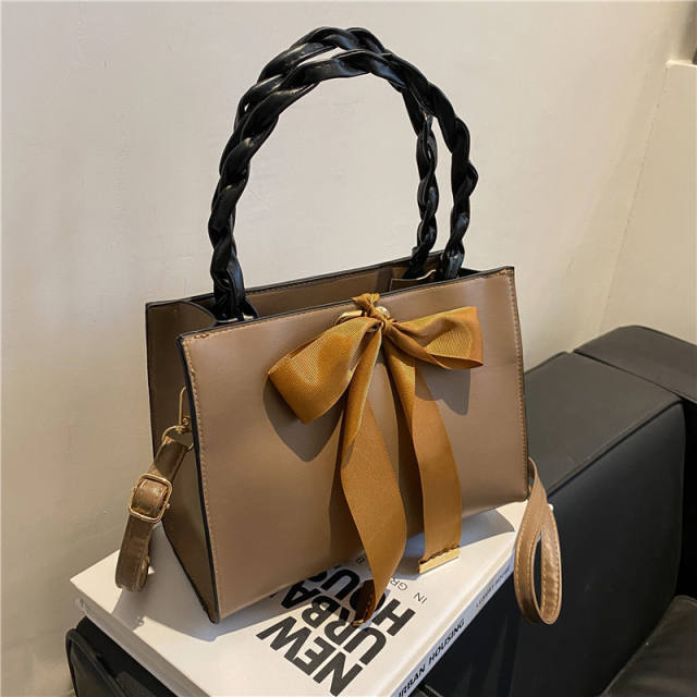 Ribbon bow braided handle handbag