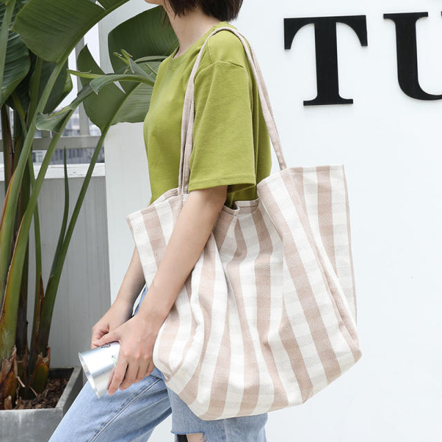 Plaid canvas tote bag