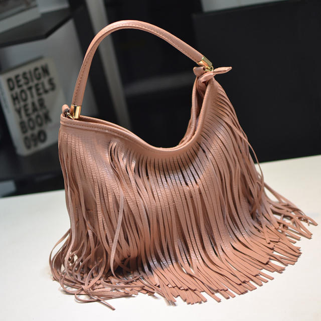 Large capacity tassel handbag