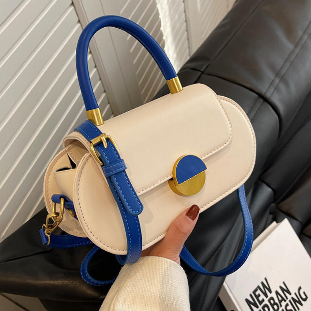 Fashionable cute handbag