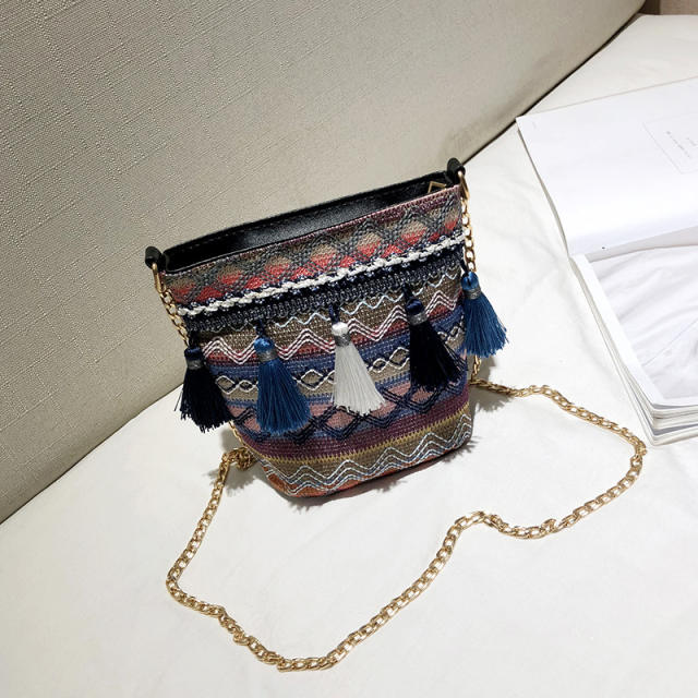 National tassel Metal chain crossbody bag