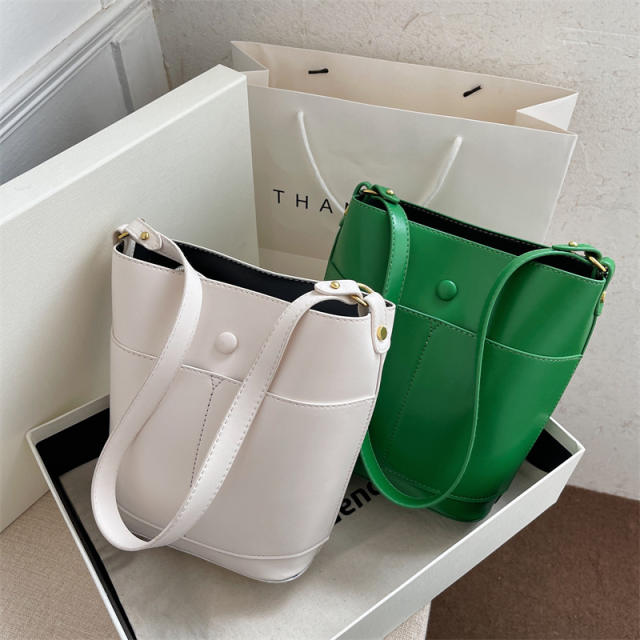 Colored large capacity bucket bag