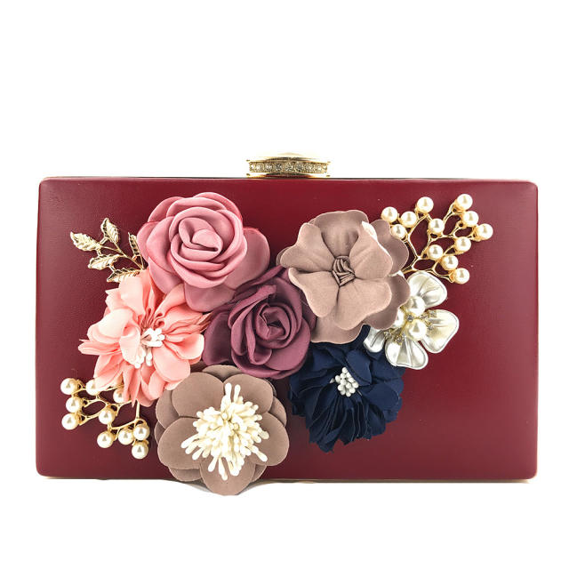 Three-dimensional flowers evening bags