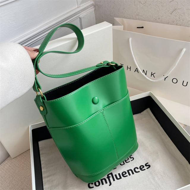 Colored large capacity bucket bag