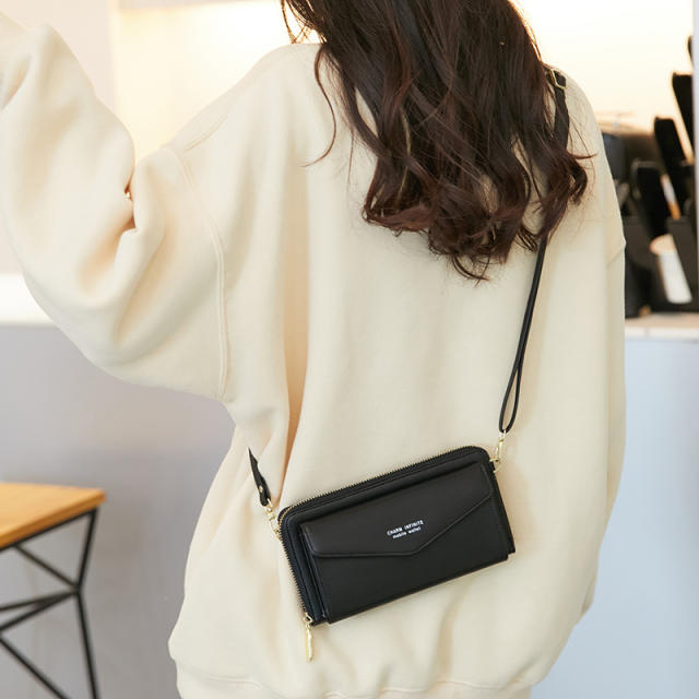 Touchscreen crossbody anti-demagnetization phone bag