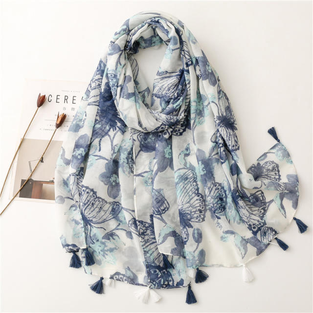New butterfly printed yarn scarf
