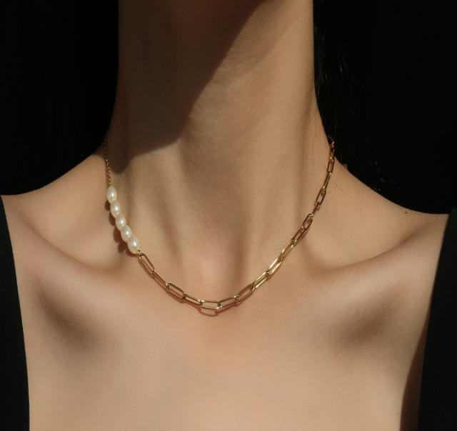 Vintage pearls stainless steel chain asymmetric necklace