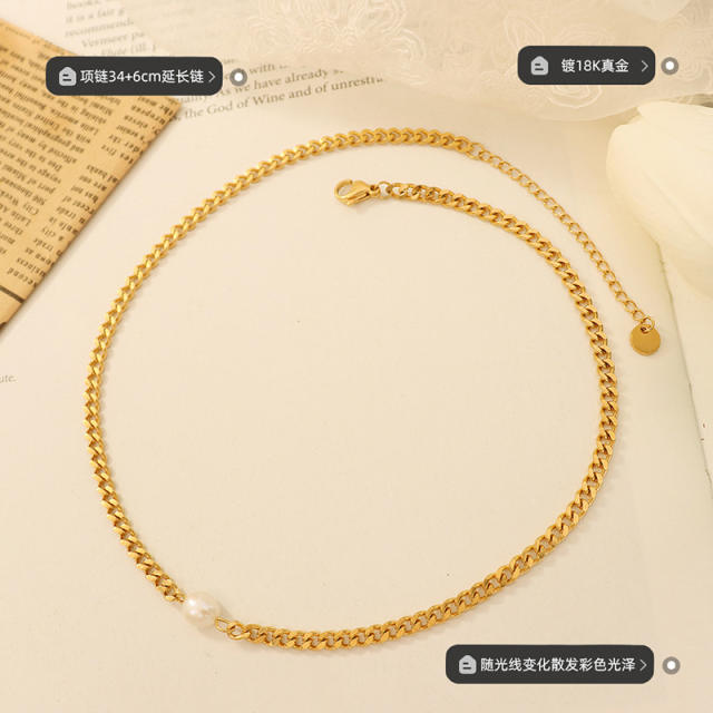 Chain choker necklace