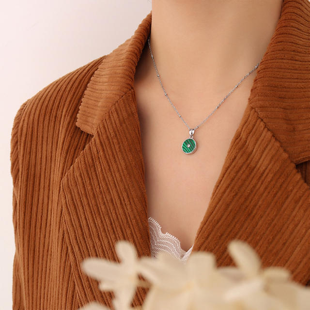 INS green color round pendant stainless steel necklace