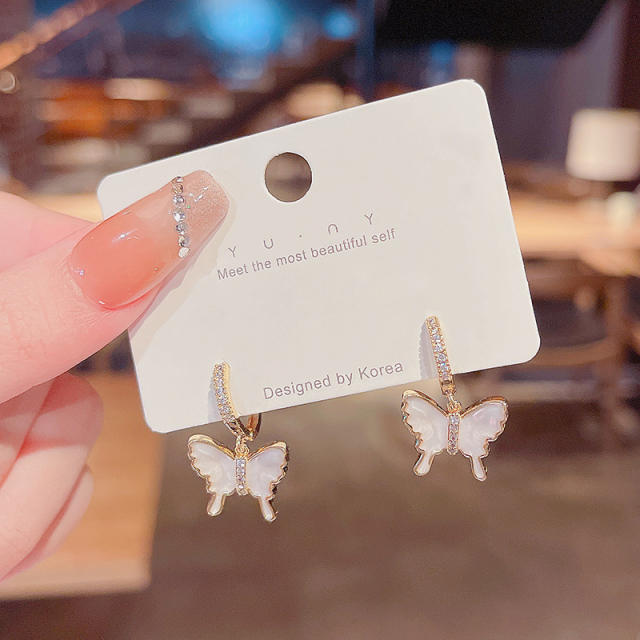 Fashion shell butterfly dangling earrings