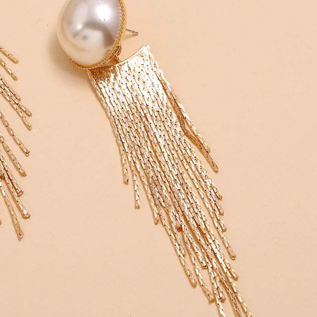 Pearl chain tassel earrings