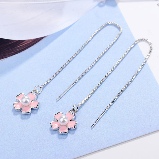 Flower Pearl threader earrings