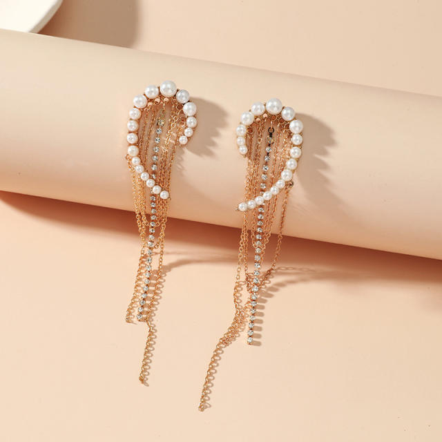 Pearl chain tassel earrings