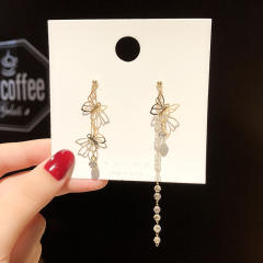 Butterfly pearl chain tassel earrings