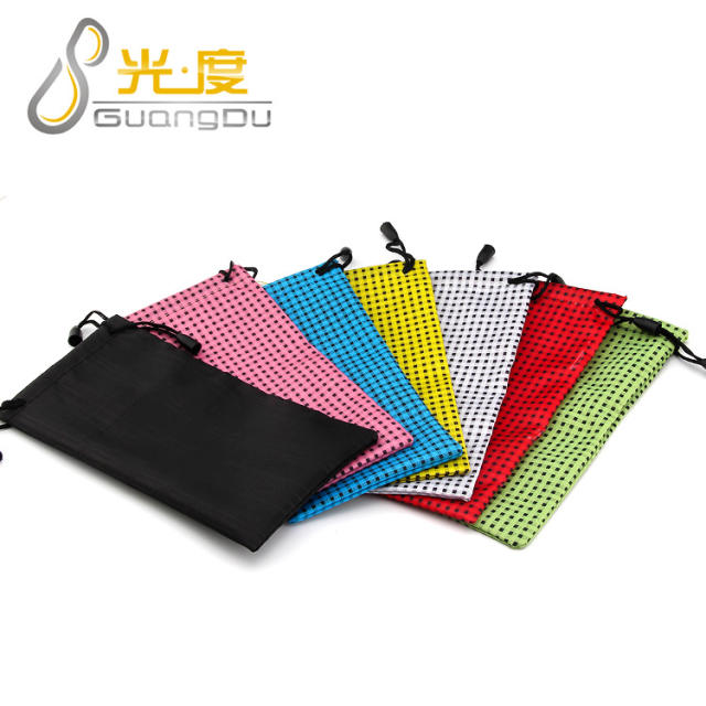 Color glasses pouch