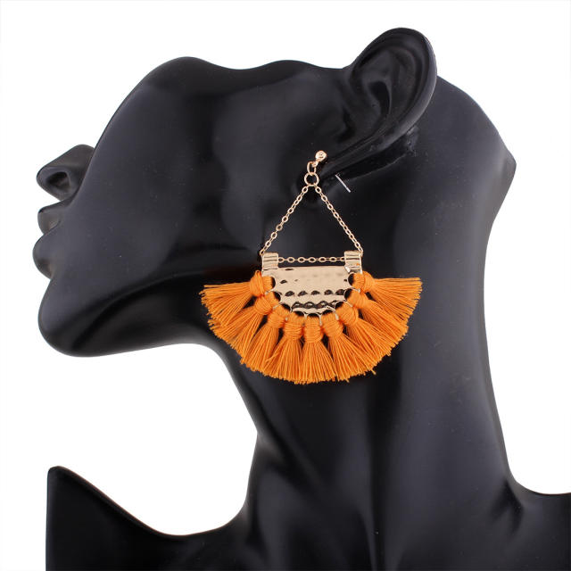 Fan-shaped hoop tassel earrings