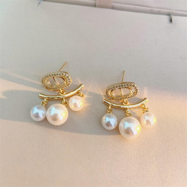Fashion CD letter Pearl tassel earrings