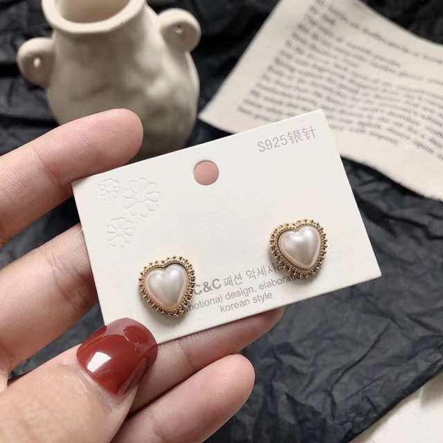 S925 silver needle heart shape pearl stud earrings
