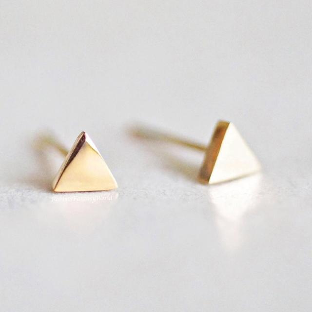 Stainless steel triangle ear studs