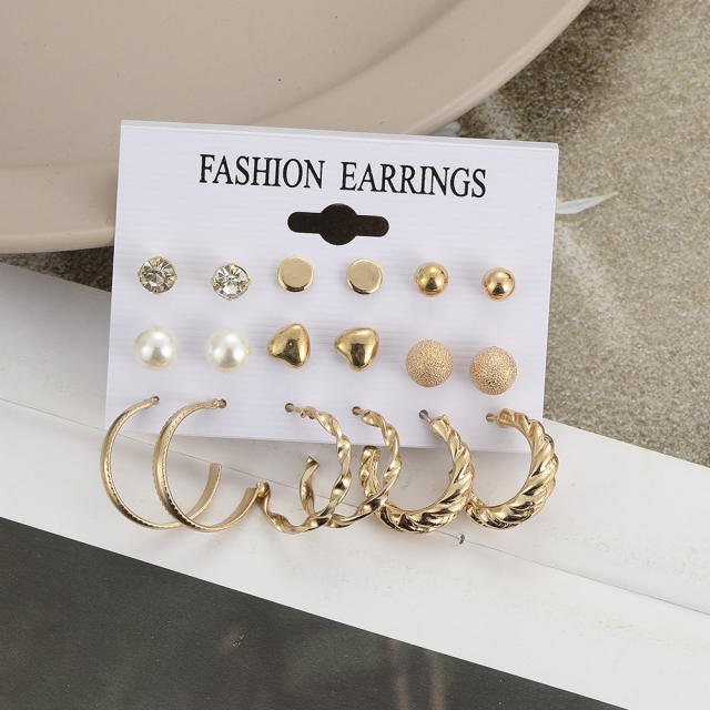 Vintage Pearl circle ear studs suit 9 pairs