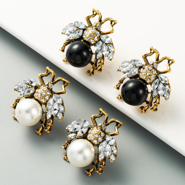 Vintage bee Pearl rhinestone-encrusted stud earrings