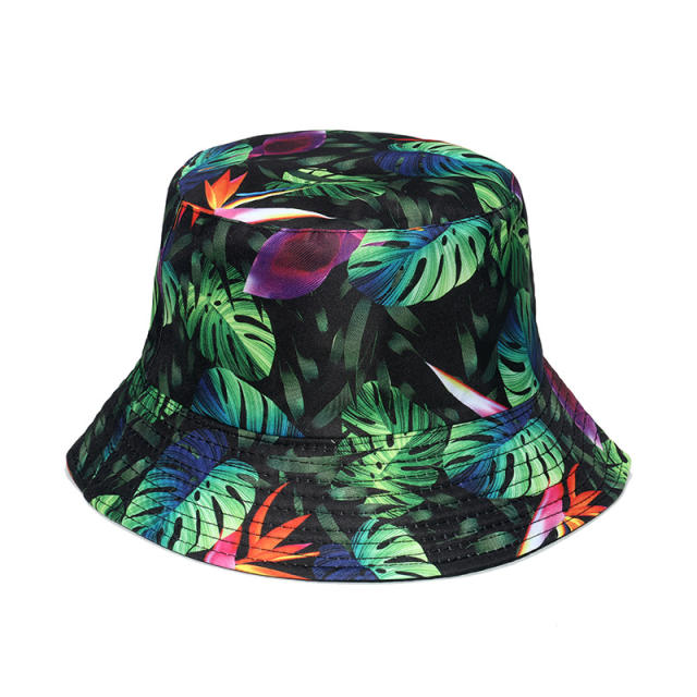 Leaf printed bucket hat