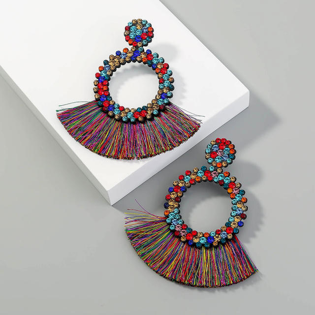 Fan-shaped hoop tassel earrings