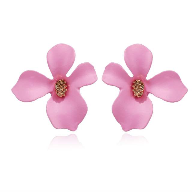 Flower studs earrings