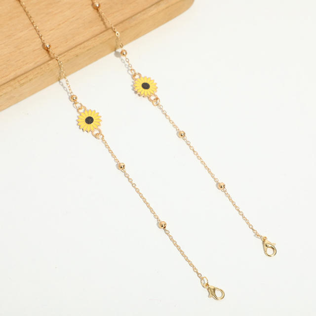 Sunflower glasses chain