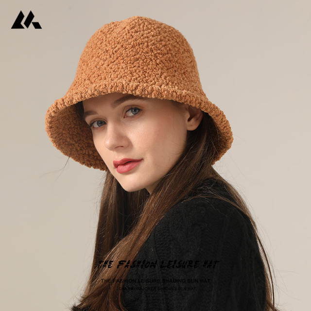 Solid color warm bucket hat