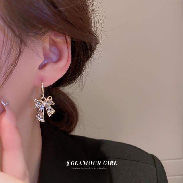 Diamond bow cute huggie earrings