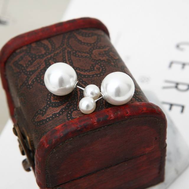 Double side pearl ear studs