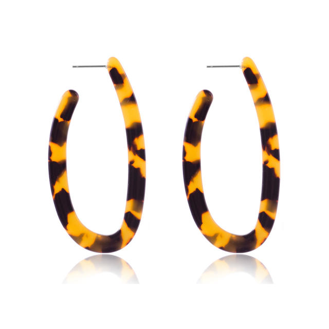 Oval acrylic earrings