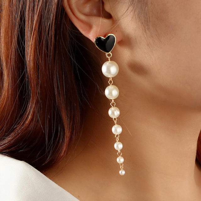 Pearl love heart earrings