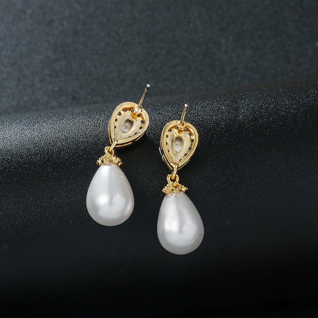 Classic pearl drop bridal earrings