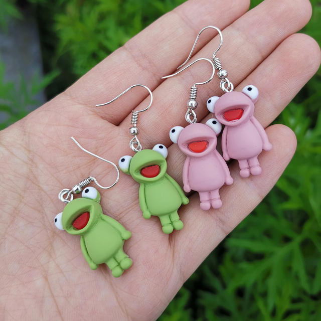 Cute resin frog earrings