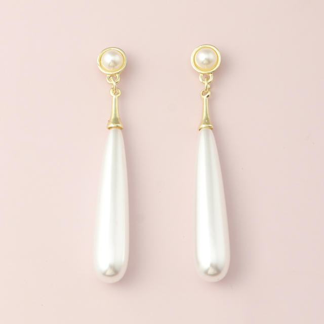 Faux pearl dropped earrings