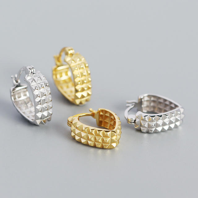 S925 rivet heart huggie earrings