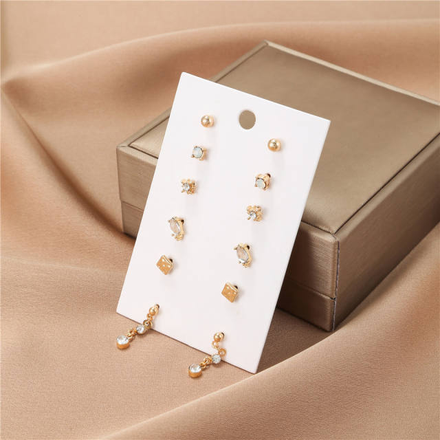 6 pair diamond ear studs set