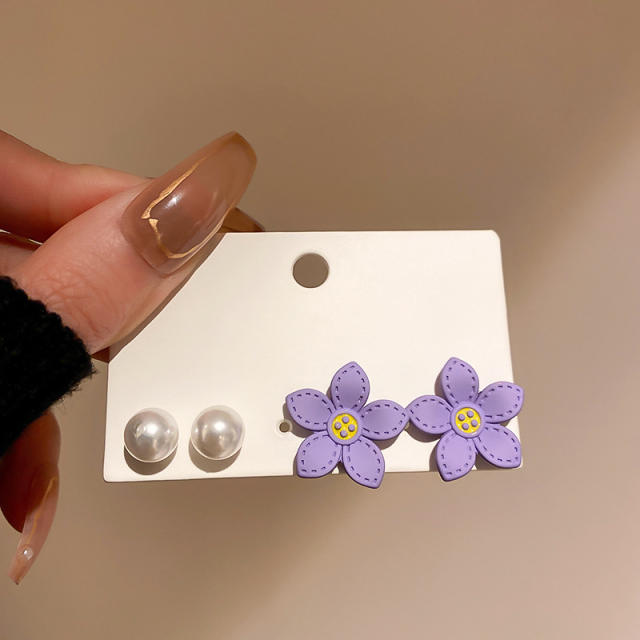 Colored flower pearl ear studs set