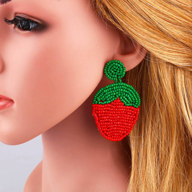 Fashion hand-woven seed bead strawberry earrings