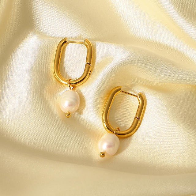 Freshwater pearl huggie earrings