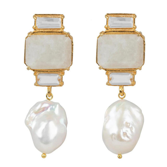 Square pearl earrings