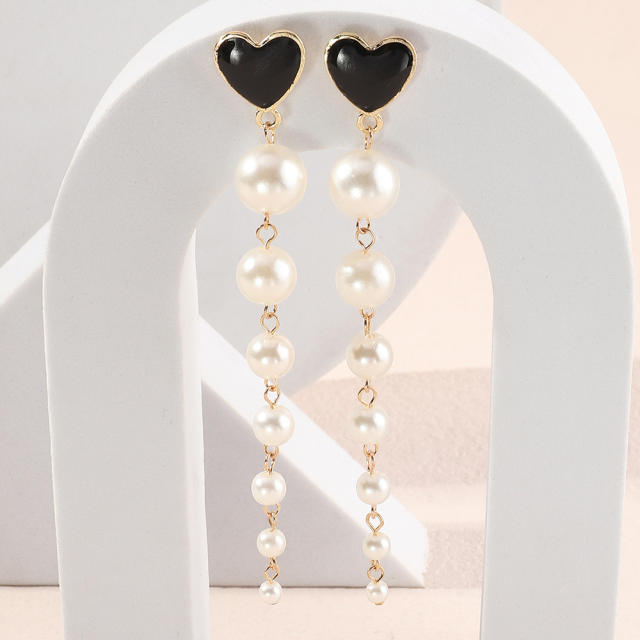 Pearl love heart earrings