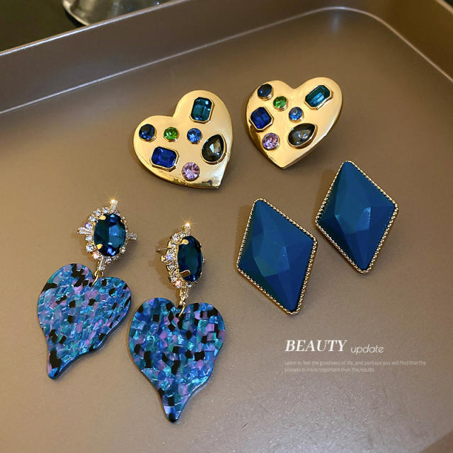 Blue color series vintage heart earrings